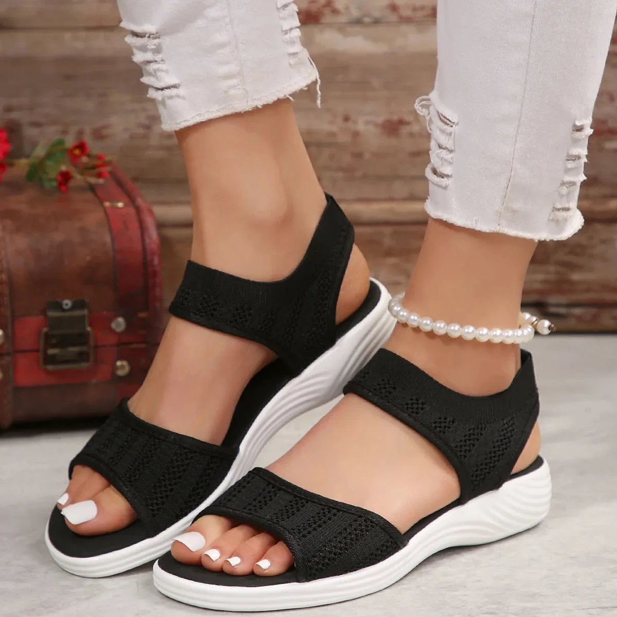 New Women Summer Fashion Sandals Mesh Casual Fish Mouth Sports Sandals Plus Size 43 Flying Woven Flat Shoes Sandalias Mujer